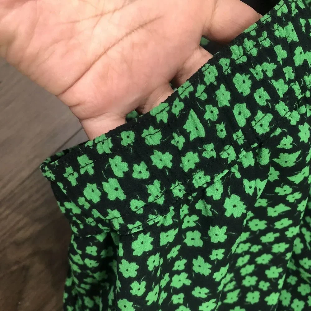 H&M Women Pants Casual leg cropped Green & Black Flo cord trousers - Picture 9 of 12